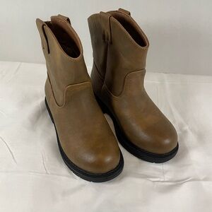 Outbound Trading Co Brown Kids Boots